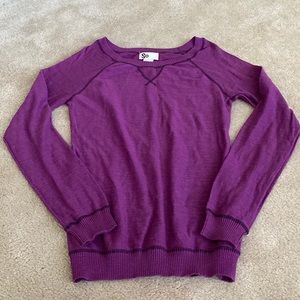 Juniors long-sleeve shirt